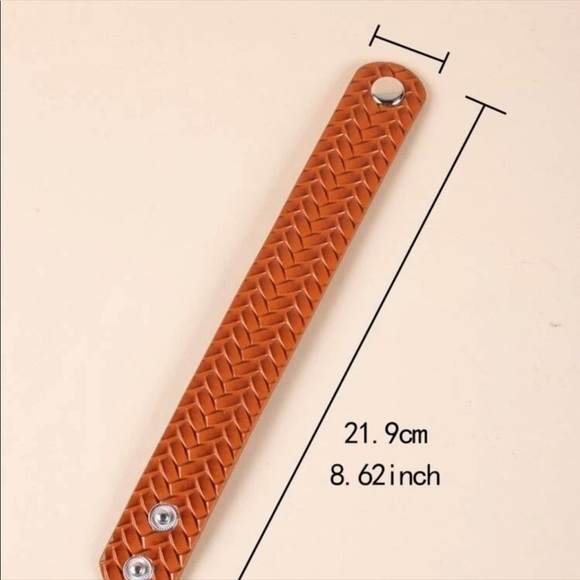 LEATHER Woven Bracelet - Picture 3 of 3